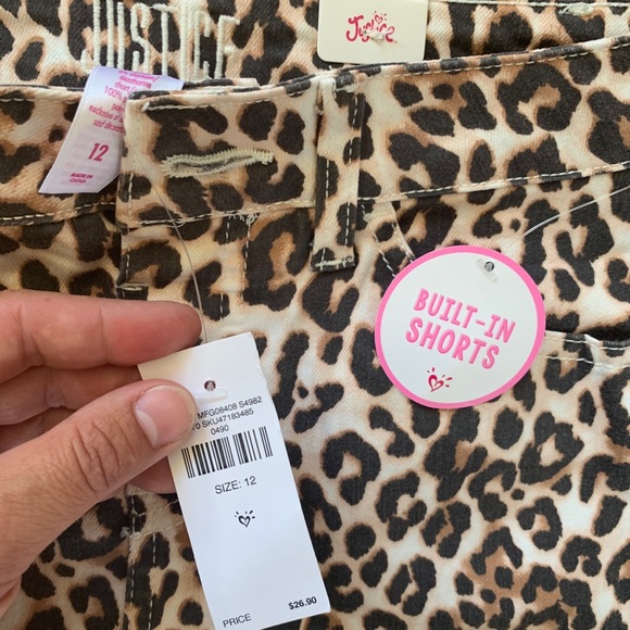 NWT JUSTICE leopard print skort, size 12. - Picture 3 of 4